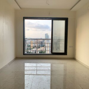 Room in 2 BHK Apartment at Borivali West – for Rent