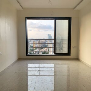 Room in 2 BHK Apartment at Borivali West – for Rent