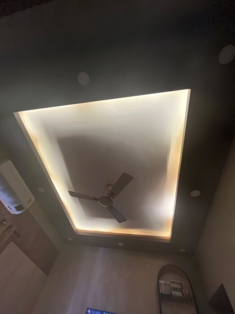 undefined, dhakuria 4 Bedroom 1925 Sq.Ft. Builder Floor In Dhakuria Kolkata 10395998