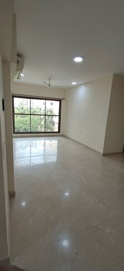 3 BHK + Basement Apartment For Rent in Chandak Stella