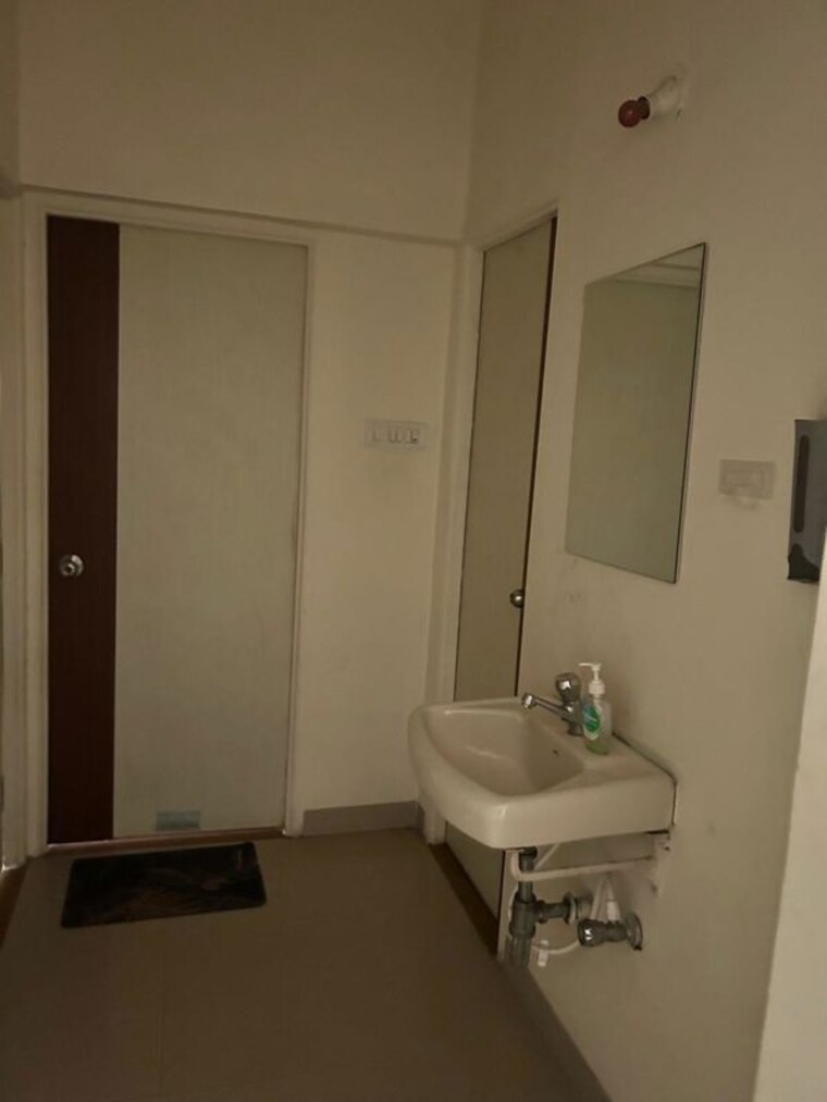 Bathroom, kumar-park-infinia 2 Bedroom 750 Sq.Ft. Apartment In Fursungi Pune 10396023
