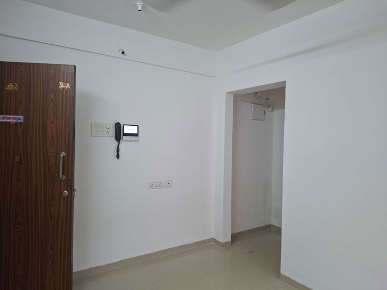 Room, tirupathi-the-windsor 1 RK 280 Sq.Ft. Apartment In Kandivali East Mumbai 10396053