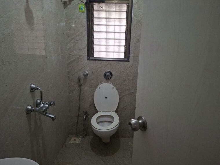 Bathroom, tirupathi-the-windsor 1 RK 280 Sq.Ft. Apartment In Kandivali East Mumbai 10396053
