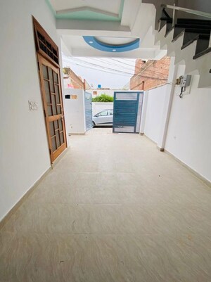 Room in 2 BHK Independent House at Kalyanpur West – for Sale
