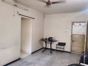 Hall in 3 BHK Apartment at North Hadapsar – for Rent