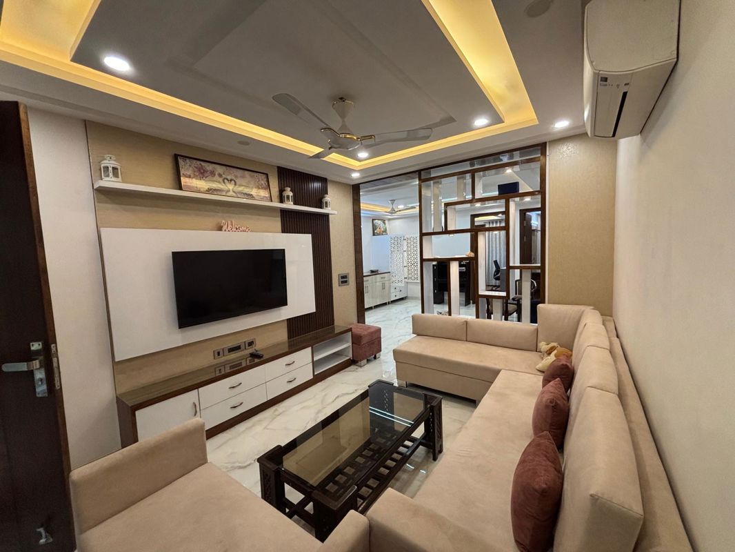 4 BHK + Pooja Room,Servant Room,Study Room 2500 Sq.Ft. Penthouse in Hermitage Centralis