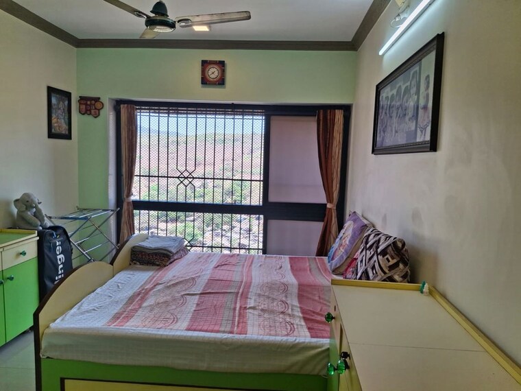 Bedroom, lokhandwala-infrastructure-sapphire-heights 2.5 Bedroom 1185 Sq.Ft. Apartment In Kandivali East Mumbai 10396110