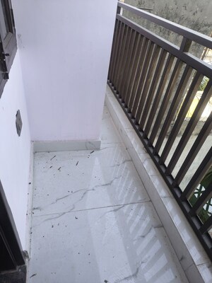 Balcony in 1 BHK Builder Floor at Sector 7 Dwarka – for Rent