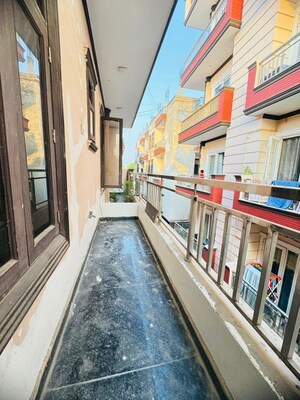 Balcony in 1 BHK Apartment at Chattarpur – for Rent