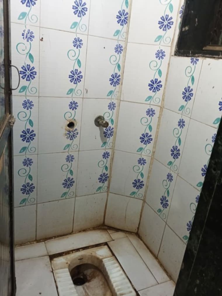 Bathroom, muktanand-chs-kurla-west 1 RK 250 Sq.Ft. Villa In Kurla West Mumbai 10396129