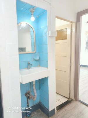 Bathroom in 2 BHK Apartment at Taximens Colony – for Rent