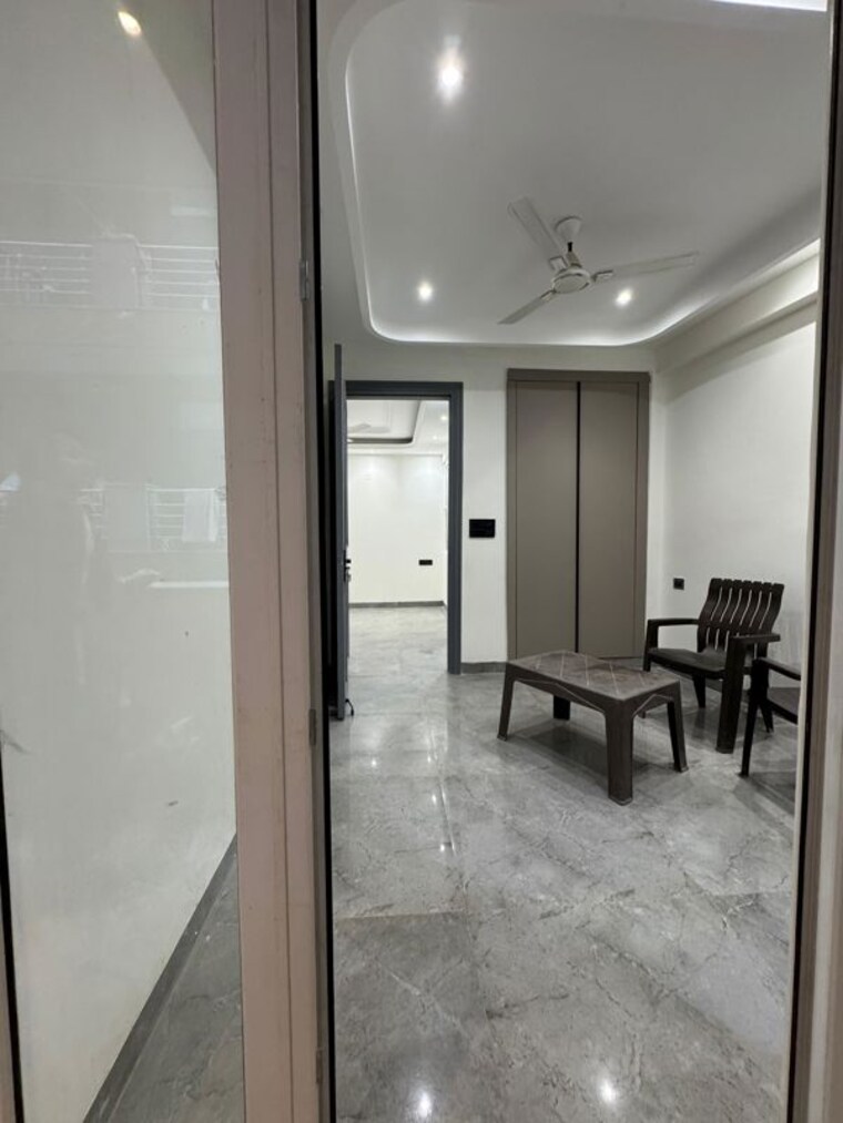Room, chattarpur 2 Bedroom 1000 Sq.Ft. Apartment In Chattarpur Delhi 10396139