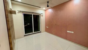 Room in 2 BHK Apartment at Rustomjee Athena, Majiwada – for Rent