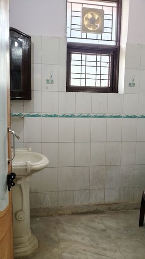Bathroom in 3 BHK Builder Floor at Spring Field Colony – for Rent
