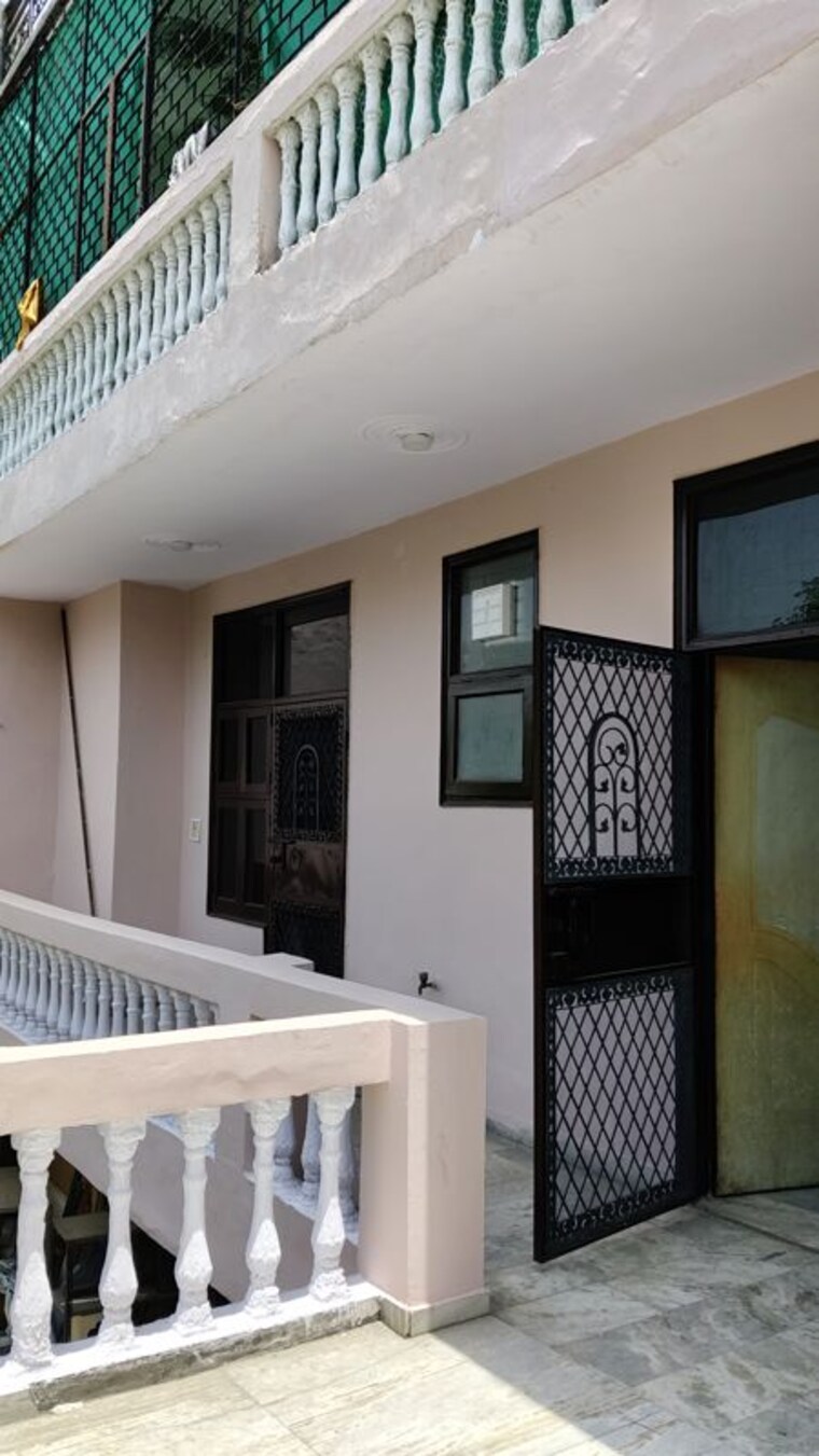 Balcony, spring field colony 3 Bedroom 2050 Sq.Ft. Builder Floor In Spring Field Colony Faridabad 10396166