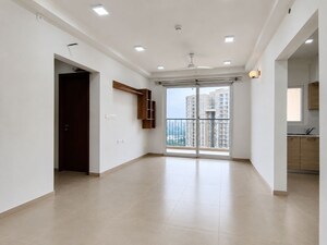 Room in  Apartment at Bhartiya Nikoo Homes Phase 2, Thanisandra Main Road – for Rent