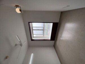 Room in  Apartment at Bhartiya Nikoo Homes Phase 2, Thanisandra Main Road – for Rent