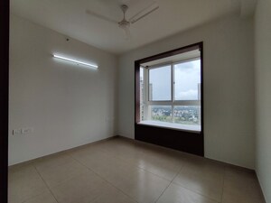 Room in  Apartment at Bhartiya Nikoo Homes Phase 2, Thanisandra Main Road – for Rent