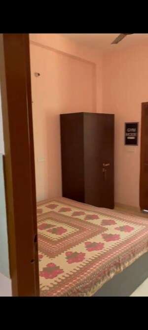 Bedroom in 2 BHK Apartment at Dharam Colony – for Rent