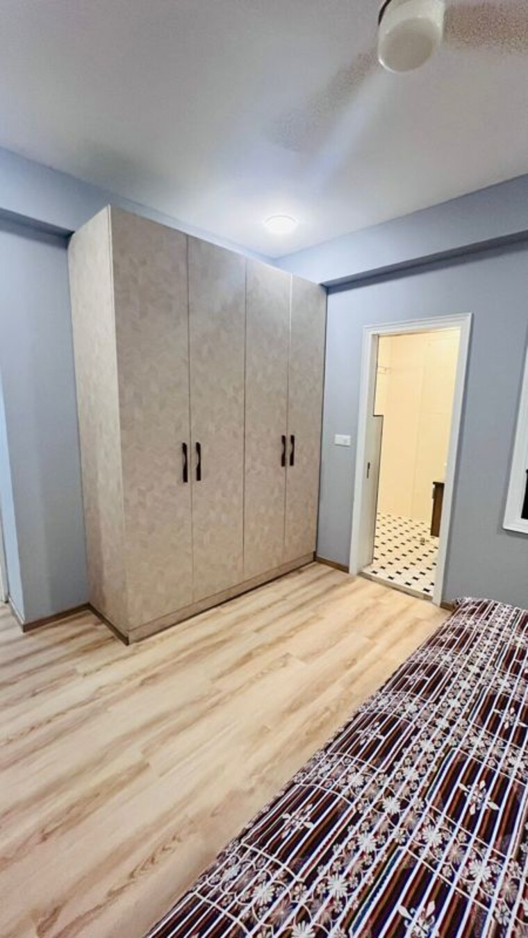 Room, new friends colony 3 Bedroom 2250 Sq.Ft. Apartment In New Friends Colony Delhi 10396197