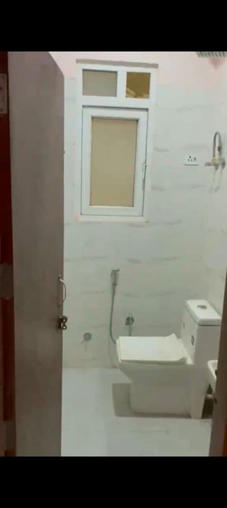 Bathroom, dharam colony 2 Bedroom 950 Sq.Ft. Apartment In Dharam Colony Gurgaon 10396200