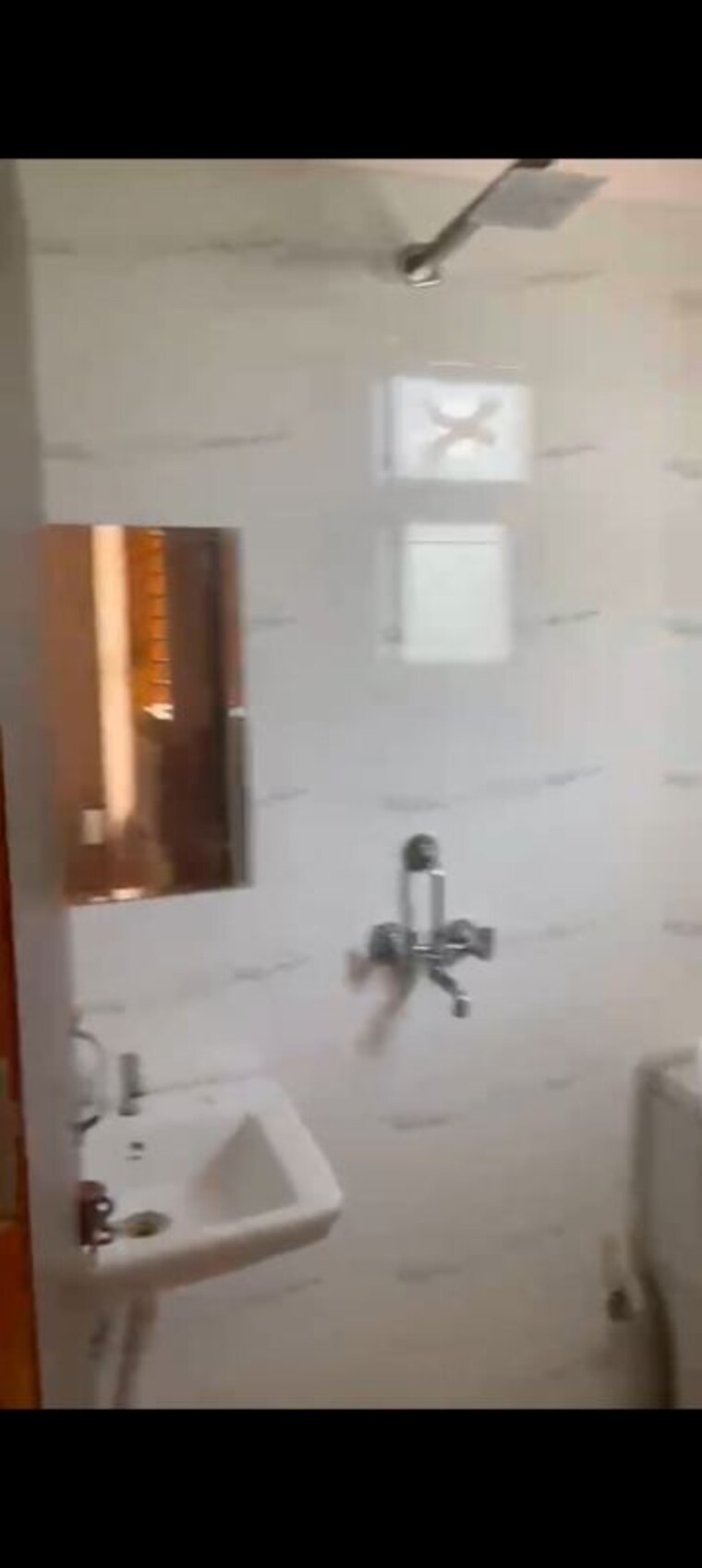 Bathroom, dharam colony 2 Bedroom 950 Sq.Ft. Apartment In Dharam Colony Gurgaon 10396200