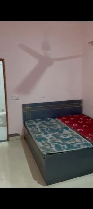 Bedroom in 2 BHK Apartment at Dharam Colony – for Rent