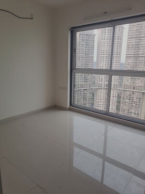 Room in 2 BHK Apartment at Runwal Nirvana, Parel – for Rent