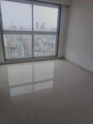 Room in 2 BHK Apartment at Runwal Nirvana, Parel – for Rent