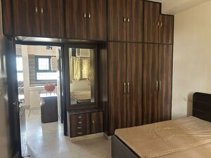 Room in 1 BHK Builder Floor at Sector 40 – for Rent