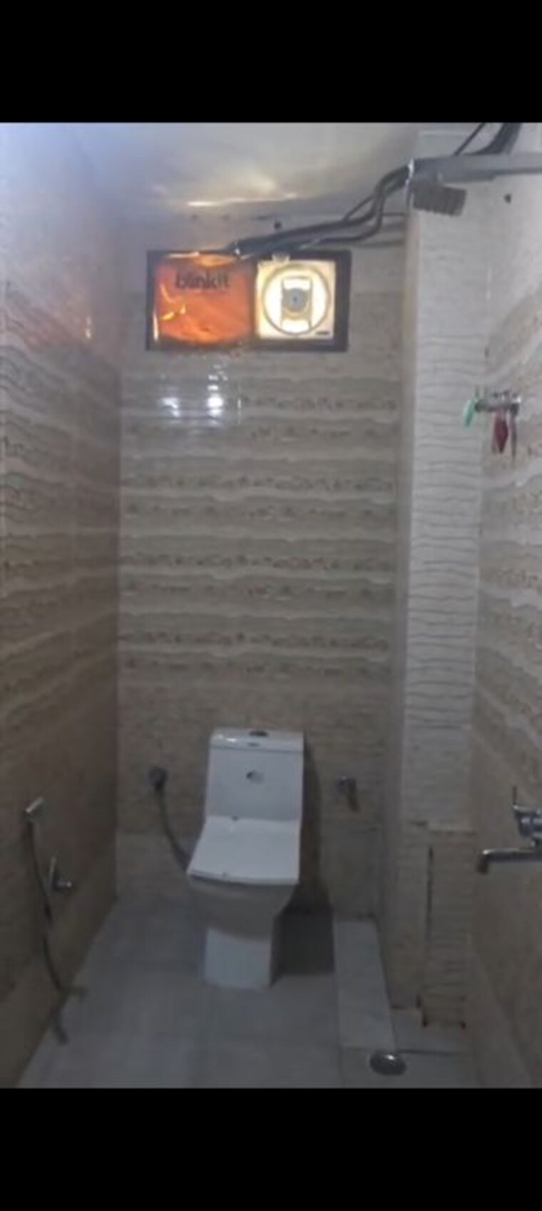 Bathroom, palam vihar extension 2 Bedroom 1100 Sq.Ft. Builder Floor In Palam Vihar Extension Gurgaon 10396304