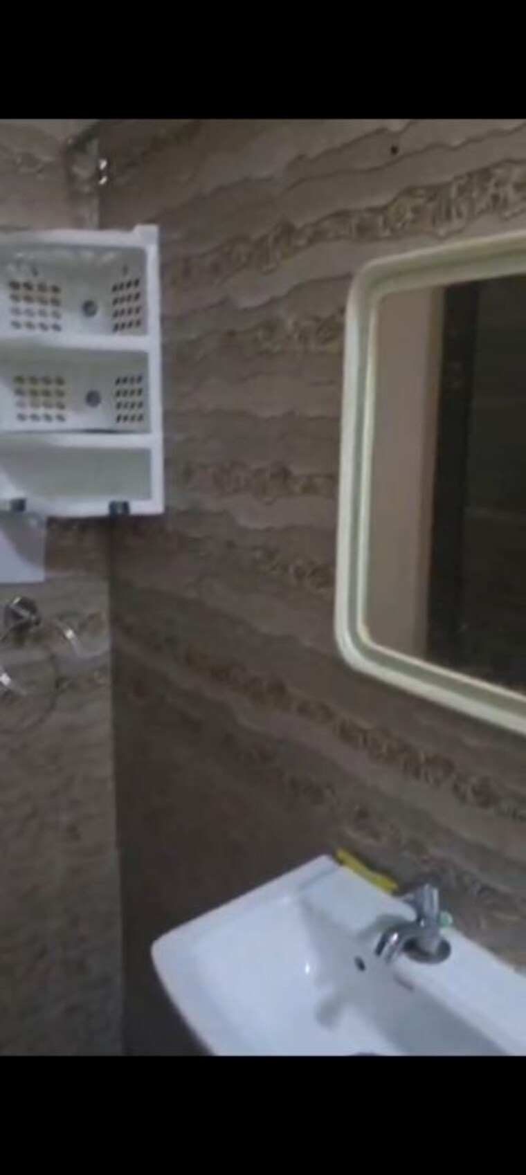 Parking, palam vihar extension 2 Bedroom 1100 Sq.Ft. Builder Floor In Palam Vihar Extension Gurgaon 10396304