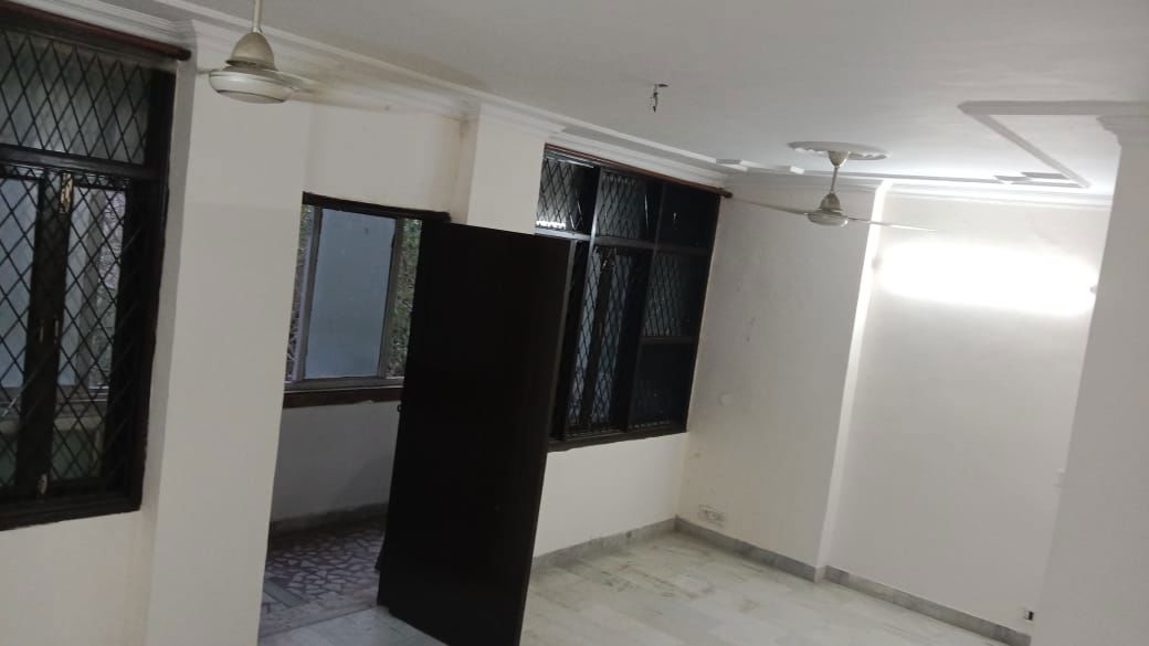 3 BHK Builder Floor For Rent in Sushant Lok I