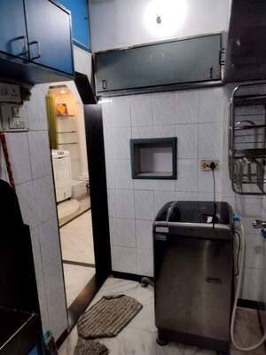 Kitchen in 1.5 BHK Apartment at Vile Parle West – for Rent