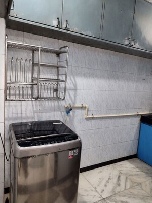 Kitchen in 1.5 BHK Apartment at Vile Parle West – for Rent