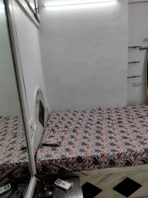 Bathroom in 1.5 BHK Apartment at Vile Parle West – for Rent