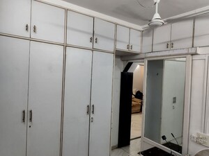 Building Lobby in 1.5 BHK Apartment at Vile Parle West – for Rent