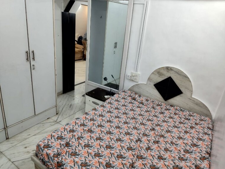 Bedroom, vile parle west 1.5 Bedroom 550 Sq.Ft. Apartment In Vile Parle West Mumbai 10396358