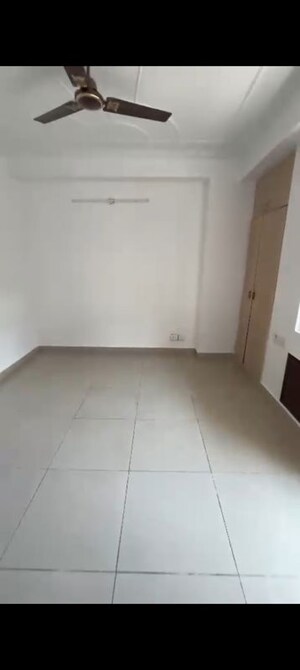 Room in 3 BHK Apartment at Jnc Princess Park, Ahinsa Khand 2 – for Sale