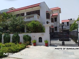 3 BHK Apartment – Exterior View View at Arun Vihar Sector 37, Sector 37 - for Rent