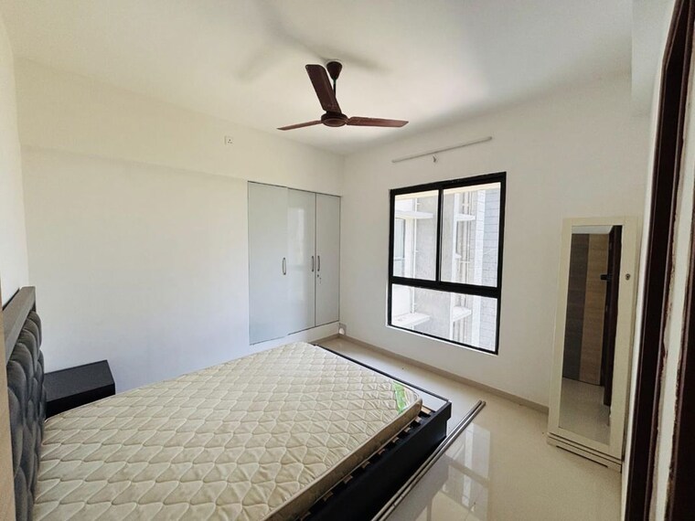 Bedroom, wadhwa-wise-city-south-block-phase-1-b1-wing-a2 1 Bedroom 560 Sq.Ft. Apartment In Old Panvel Navi Mumbai 10396390