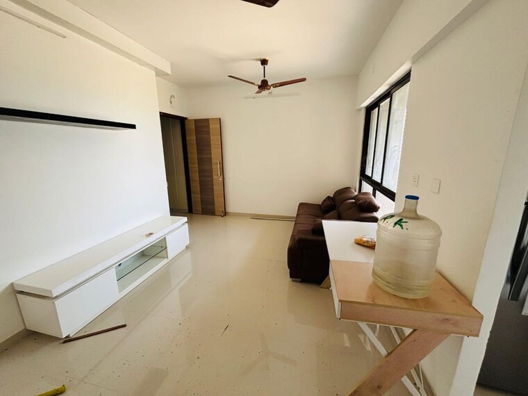 Team Area, wadhwa-wise-city-south-block-phase-1-b1-wing-a2 1 Bedroom 560 Sq.Ft. Apartment In Old Panvel Navi Mumbai 10396390