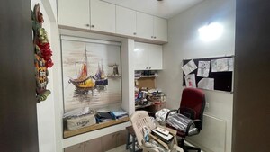 Living Room in 4 BHK Apartment at Anjali Kunj, Kothrud – for Rent