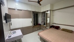 Bedroom in 4 BHK Apartment at Anjali Kunj, Kothrud – for Rent
