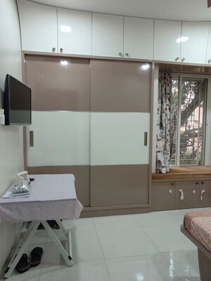 Furnished Amenities in 4 BHK Apartment at Anjali Kunj, Kothrud – for Rent