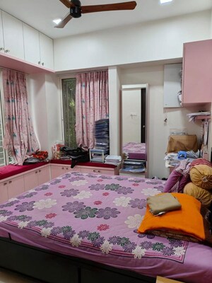 Bedroom in 4 BHK Apartment at Anjali Kunj, Kothrud – for Rent