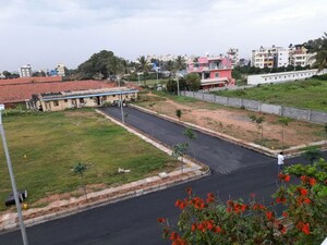   Plot at Pocket 4a – for Sale