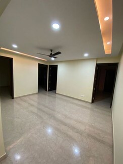 4 BHK + Pooja Room Builder Floor For Rent in Empire Floors