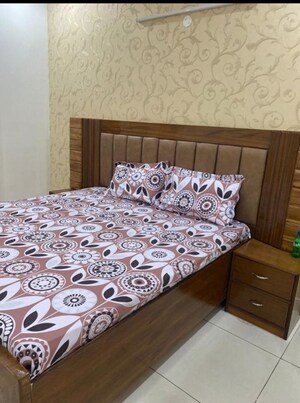 Bedroom in 3 BHK Apartment at Highland Park Chandigarh, Bhabat – for Rent