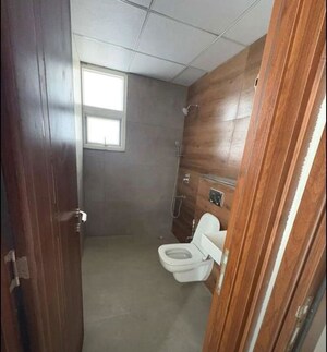 Bathroom in 5 BHK Apartment at Malwa Escon Primera, International Airport Road – for Rent